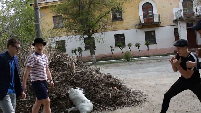 Самое важное в мужской одежде-мужчина который ее носит смотреть онлайн