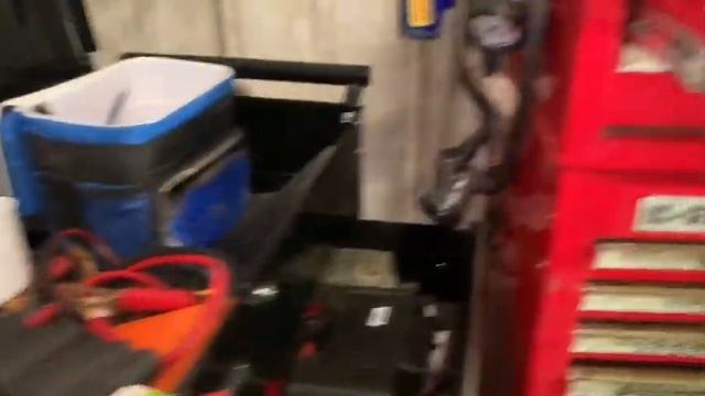 como cambiar cv axle de un Toyota Avalon 2011 смотреть онлайн