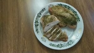 Вкусная и сочная ПАСТРОМА из куриной грудки