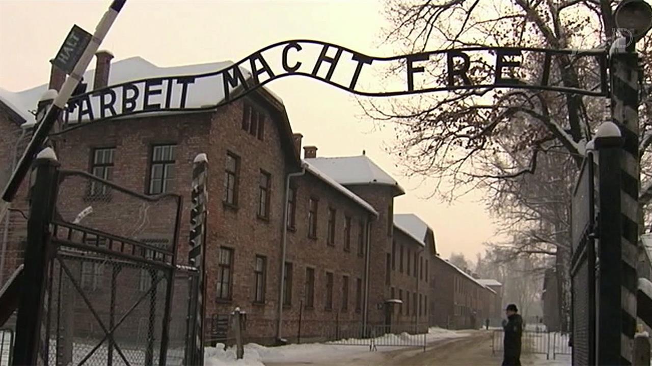 День памяти жертв Холокоста: 78 лет назад красноар...зников концлагеря Освенцим на территории Польши