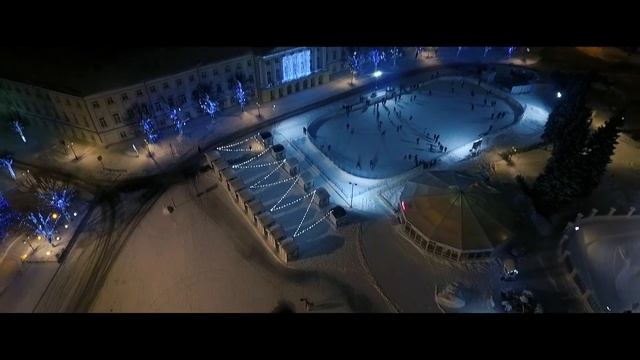 Ярославский новогодний каток на Советской площади с высоты птичьего полета/ Безумно красиво смотреть онлайн