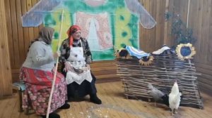 сценка две женщины