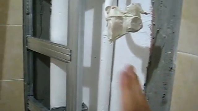 прячем трубы в ванной // короб под углом // смотреть онлайн