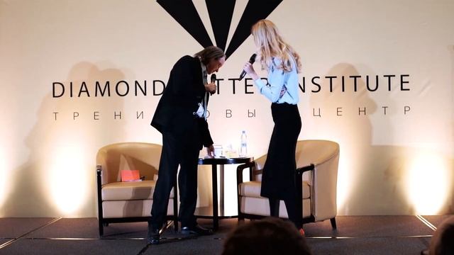 МАЙКЛ РОУЧ. ОТКУДА ВСЕ ПРОИСХОДИТ? смотреть онлайн