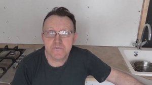 Надо ли сверлить керамогранит под розетки?