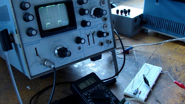 Лекция 108. Краш-тест цифровых микросхем К155ЛА3 и К131ЛА3 смотреть онлайн