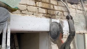 РАСШИРЯЕМ ПРОЁМ и ставим новые ворота!!! ремонт гаража!
