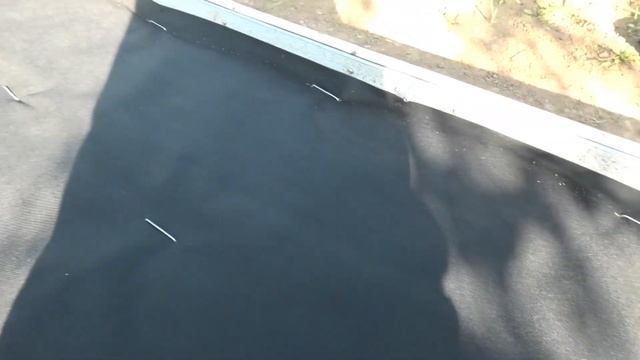 Как САЖАТЬ КЛУБНИКУ и не полоть потом грядки