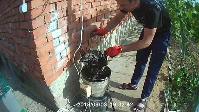 Ощипываем утку перосъемной машиной смотреть онлайн