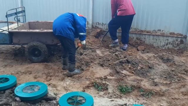 Мотоблок Ока 9 л.с. с прицепом / Motoblock Oka 9 hp with a trailer. смотреть онлайн