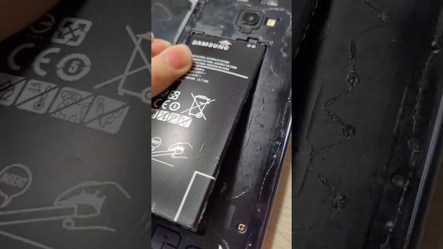 Замена аккумулятора Samsung Galaxy J4 Plus 2018. Ремонт, разборка. Repair, disassembly, teardown.