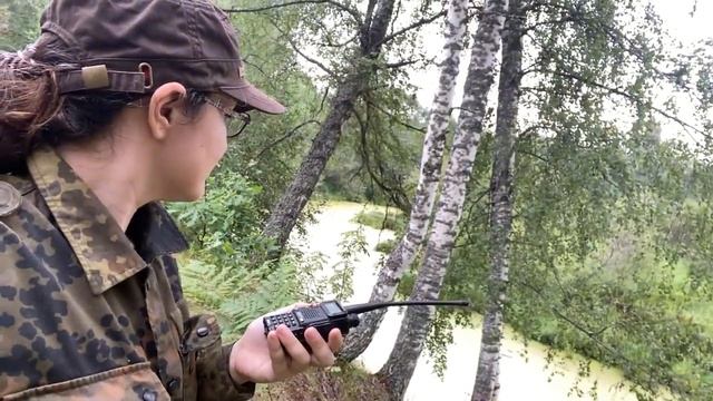 Москвичи сбежали в лес смотреть онлайн