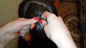 Две косички с ленточками. Видео урок.