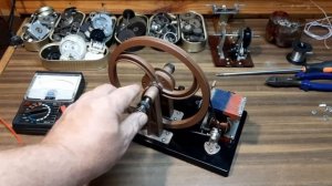 Генератор постоянного тока, из школьного кабинета физики.