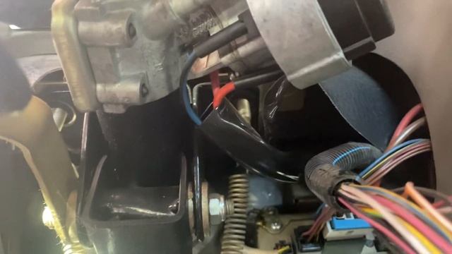 Закусывает руль на ходу? Расскажу как устранить смотреть онлайн