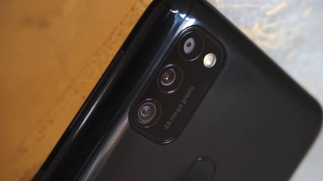 Samsung Galaxy M21 Review in Hindi and Unboxing, Best under 15K? смотреть онлайн