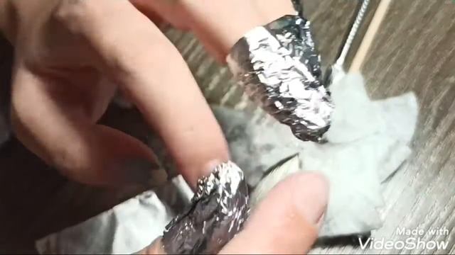 КАК СНЯТЬ ГЕЛЬ ЛАК В ДОМАШНИХ УСЛОВИЯХ / Самый простой способ! смотреть онлайн