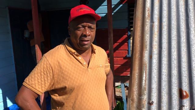 Kern Spencer, Layton Smith, Peter Powell and other members of the PNP assist to fix elder man home смотреть онлайн