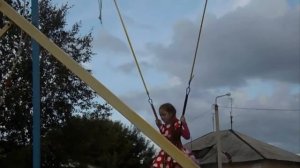 Аттракцион кенгуру.  Видео Для Детей. Детский канал.Ride a kangaroo.