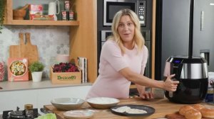 Everyday Gourmet | Southern Air Fried Chicken Burger with Tefal Easy Fry Deluxe Air Fryer