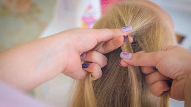 Как сделать косу Рапунцель: прическа для девочки [Супермамы] смотреть онлайн