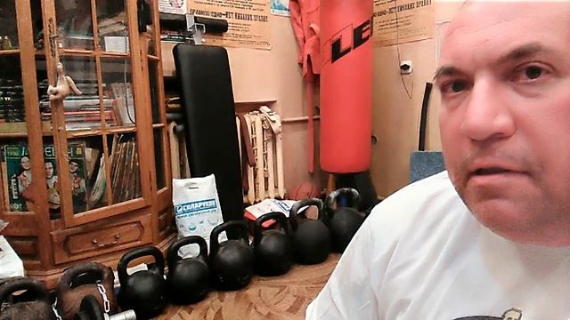 О тяжелых гирях и истории гиревого спорта смотреть онлайн