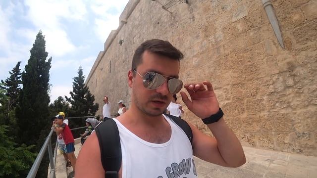 МАЛЬТА. 30 ЛЕТ ЗАБРОШЕН САЛОН SUBARU. УЖАЛИЛА МЕДУЗА. ОСТРОВ МАЛЬТА 2018 НА МОПЕДЕ
