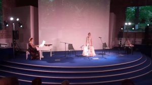 И.Дунаевский, "Хорошо" -песня из к,ф "Весна". Исп. Татьяна Г., концертмейстер Наталья Малых.