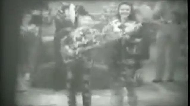 The Collins Kids - Dance & Sing