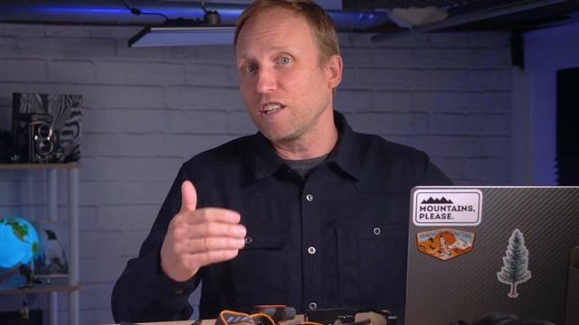 My Essential Gear for Photography Including Travel & Comfort - Tools, Drives смотреть онлайн