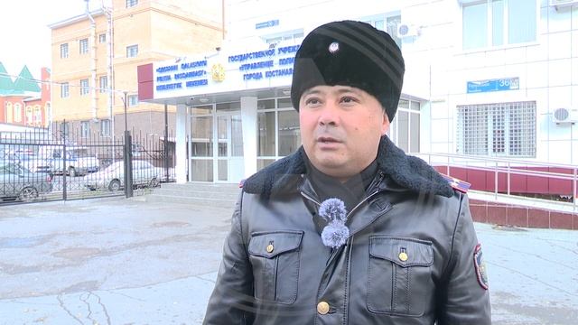 О соблюдении норм дорожной безопасности, в связи с ухудшением погоды, напоминают полицейские смотреть онлайн