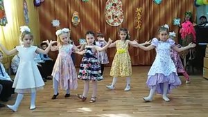 Утренник 8 марта в старшей группе