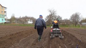 Посадка картошки 2021 мини трактором МТЗ 132н