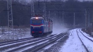 ЧС7-011 и ЧС7-019 следуют резервом