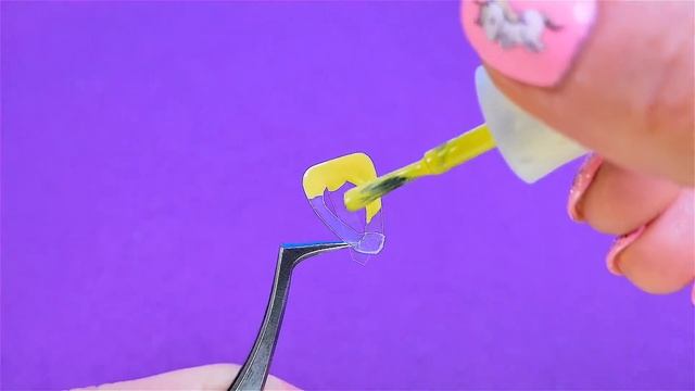 67 DIY MINIATURE IDEAS for BARBIE ~ BIG MAKEUP COLLECTION, BARBIE HACKS and more! смотреть онлайн