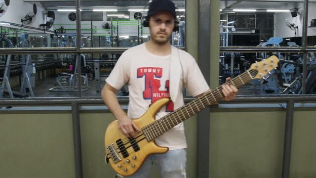 Audioslave - Be Yourself ( Bass Cover ) смотреть онлайн