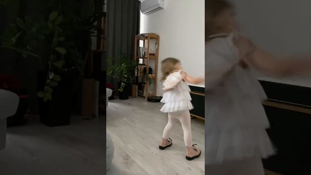 Праздничный концерт от Мо и То - С Днем защитников Отечества! 23 февраля смотреть онлайн