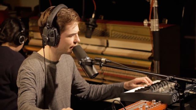 Farafield Live - Behind смотреть онлайн