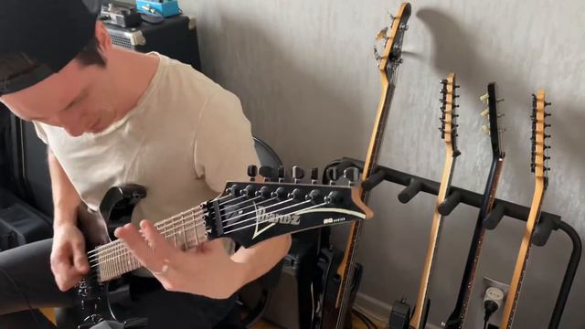 Max Shakul - Jared Dines’ Instagram riff challenge смотреть онлайн