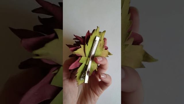 Обзор новых заколок из фоамирана / аксессуары для волос весенние смотреть онлайн