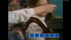 Первый подарок ведущему передачи Поле Чудес