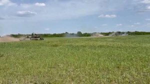 Российский танк Т-90 М "Прорыв" в боях в Херсонской области.