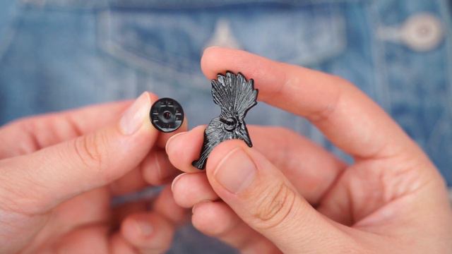 Значок металлический "Какаши" смотреть онлайн