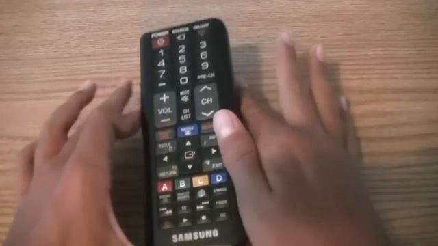 Samsung QWERTY Keyboard TV Remote Overview смотреть онлайн