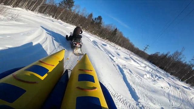 Катание на банане смотреть онлайн