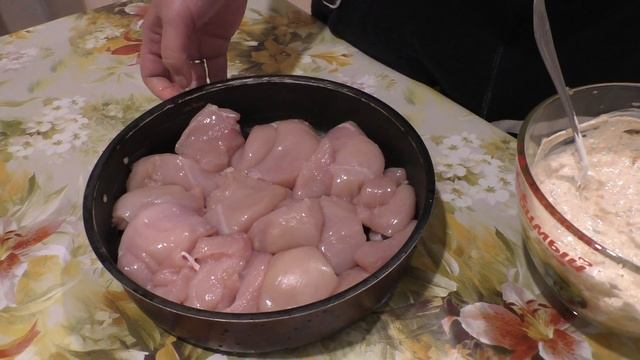 Готовим сами, Куриные грудки под сметаной смотреть онлайн