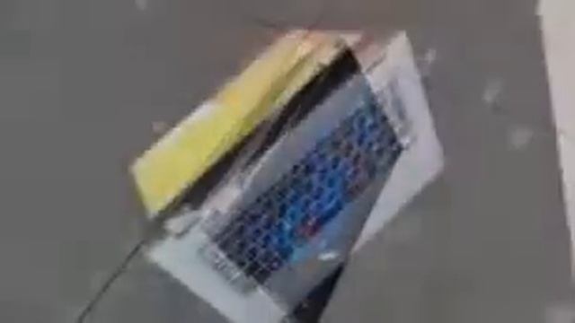 Dell Inspiron 7347 Intel Core i5 2in1 Foldable Touchscreen With Pen смотреть онлайн