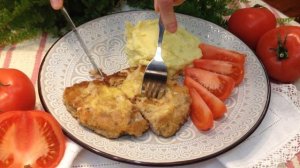 Шницель из свинины по-старобаварски с горчицей, хреном и сыром