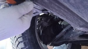 Замена лампочек в противотуманках Ларгуса.