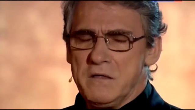 Белла Ахмадулина «Влечет меня старинный слог » смотреть онлайн